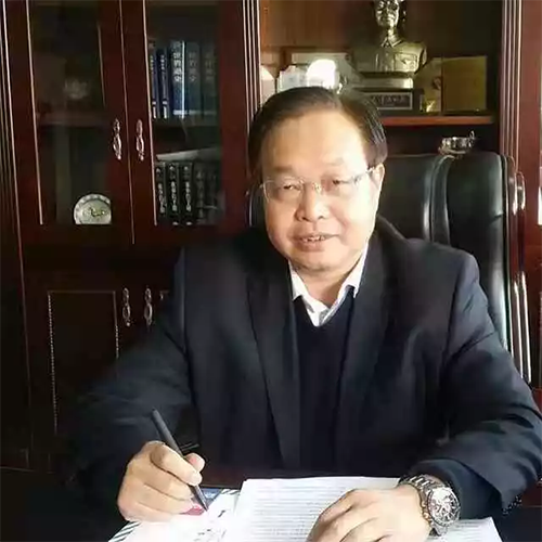 公司董事长秦旭昌发表讲话