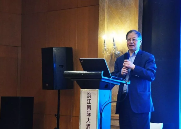 中国城市燃气协会理事长助理 迟国敬