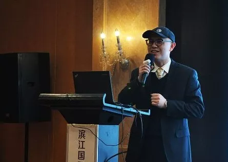 济南市长清计算机应用公司技术中心副总 王晶